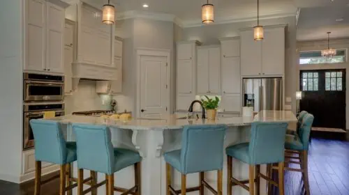 6 Big Benefits of Buying a Newly Built Home - 5 things you shouldn't do when viewing a house for sale -kitchen cabinets
