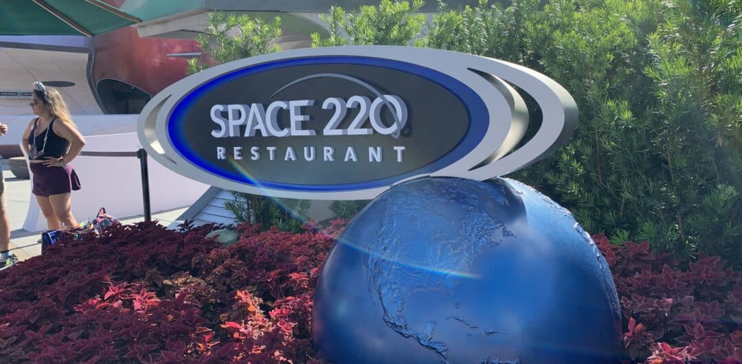 Disney Dress Code Violation - disney world restaurant dress code - space 220 restaurant at epcot - Looking for places to get alcohol in Walt Disney World? 