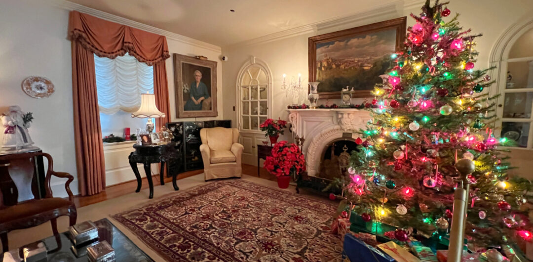 Eisenhower National Historic Site at christmas living room