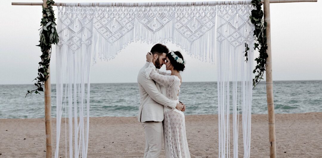 Make Your Destination Wedding Really Shine - beach wedding