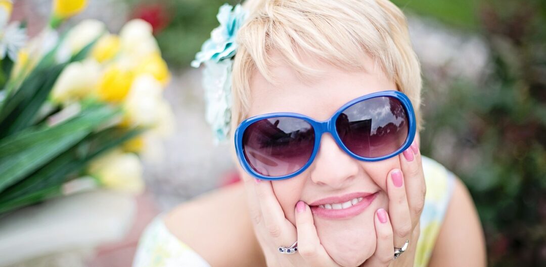 How to protect your teeth on the go - Ready for a Smile Glow-Up?

7 Tips for Improving Your Overall Well-being in 2026