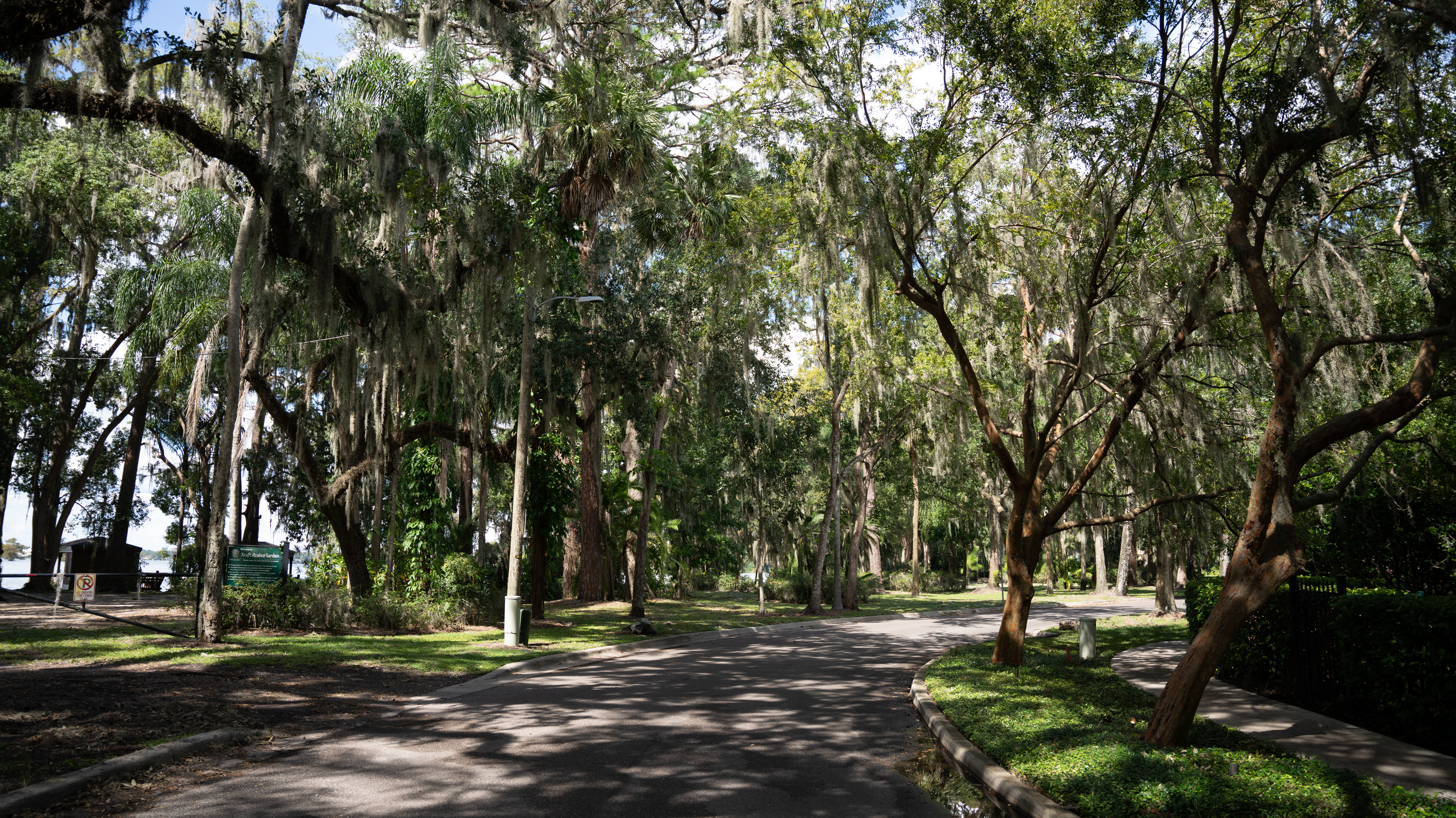 The 5 Best Non-Theme Park Day Trips From Orlando 2 day trips from Orlando Winter Park - Post Ian - 1 - 2022 (NPI Productions)