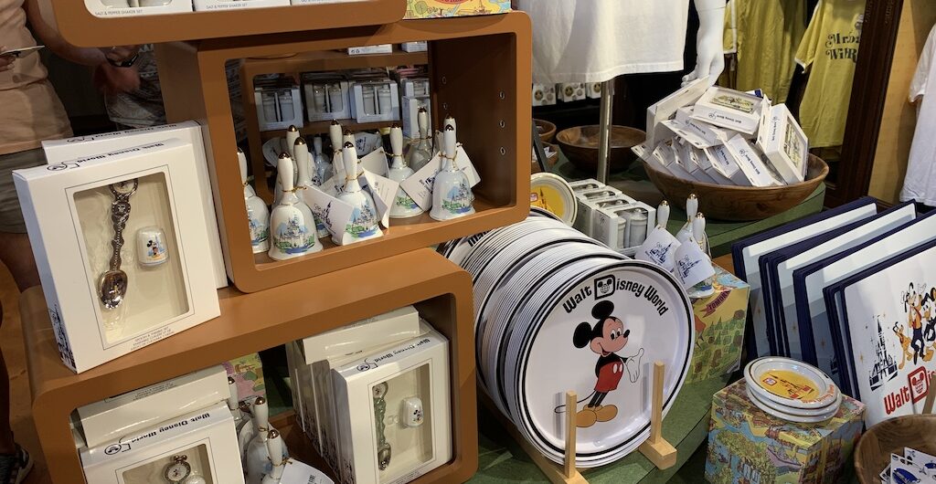 disney springs shopping