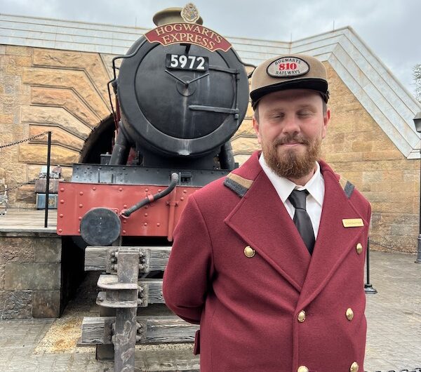 universal Orlando - islands of adventure hogwarts express