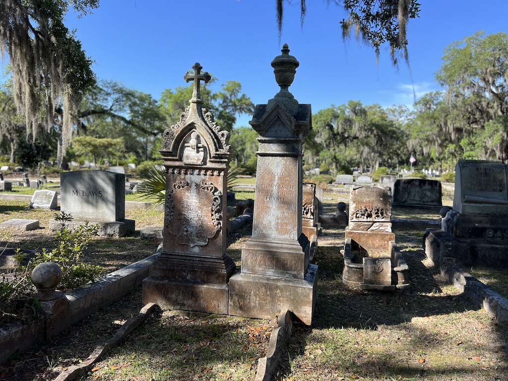 Bonaventure Cemetery: Exploring the Haunting Beauty of America's Most Beautiful Resting Place 1 Bonaventure Cemetery headstones