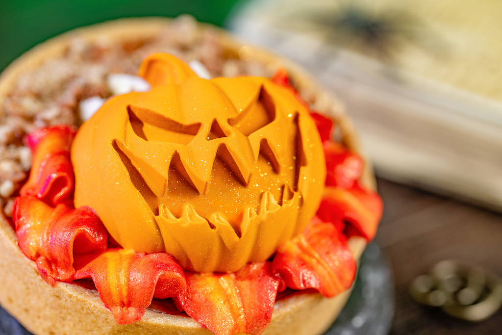 Mickey's Not-So-Scary Halloween Party 2026 Headless Horseman Treat
